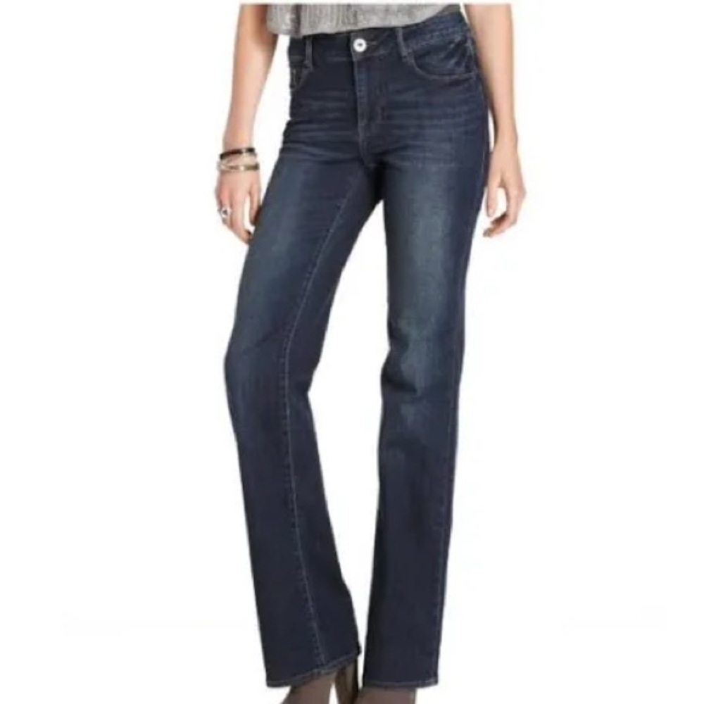 DKNY SoHo Bootcut high waisted size 6R